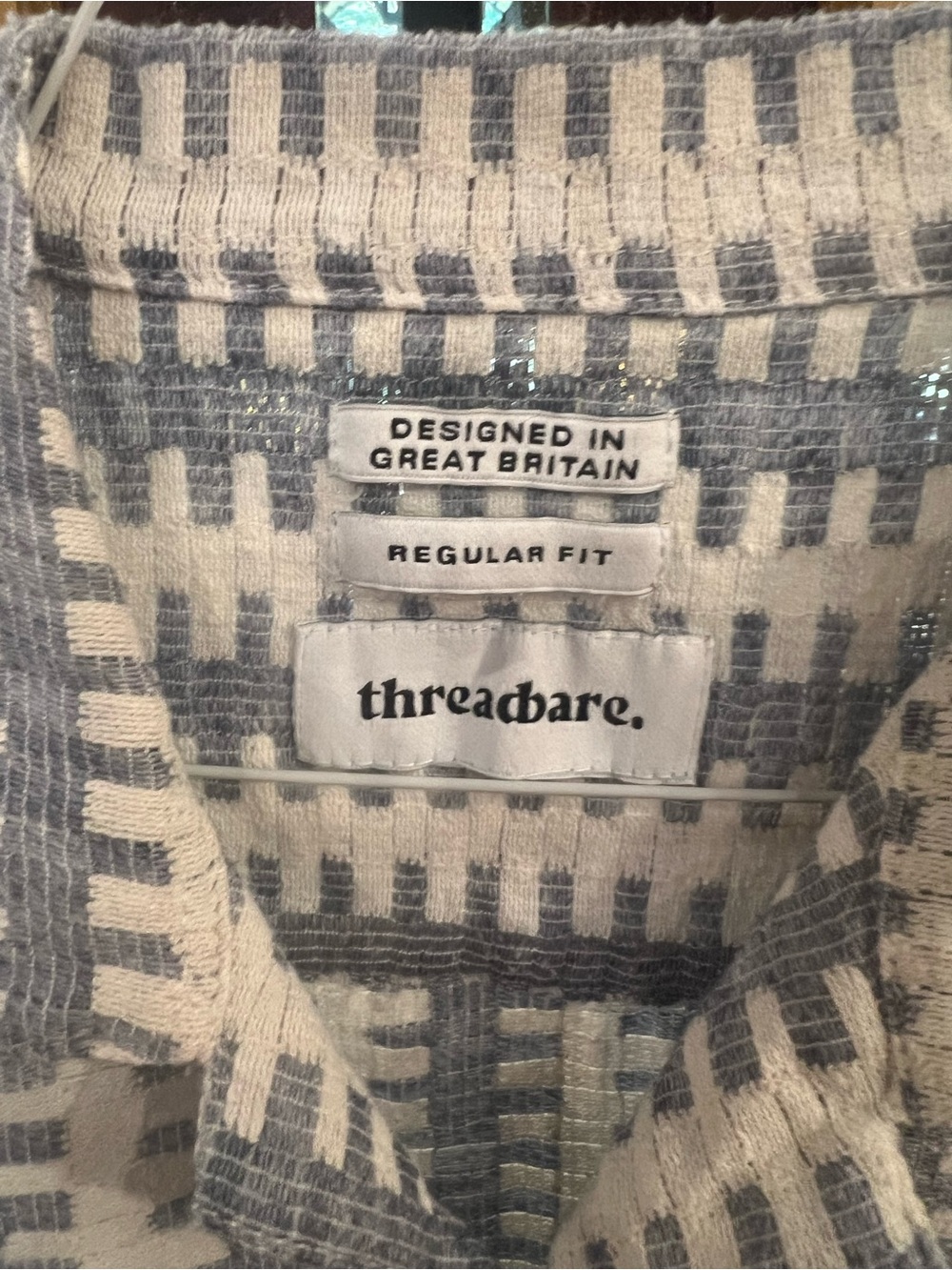 Threadbare Men’s Short-Sleeve Button-Down Shirt in White & Light Blue - Picture 2 of 4